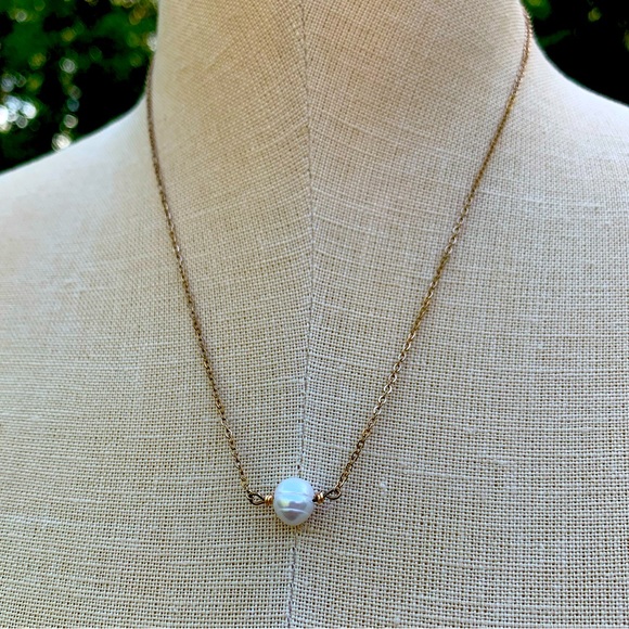 Jewelry - Freshwater Pearl Dainty Necklace
